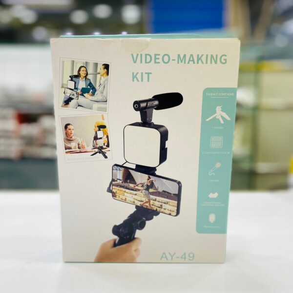 AY-49 Vlogging Kit with 3 Focus Lights & Mic. - Image 8