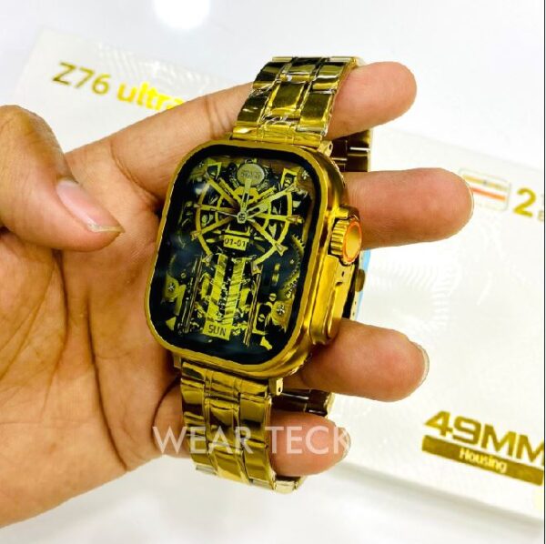 Z76 Ultra Smart Watch Golden Edition | 2 Pairs of Straps - Image 2