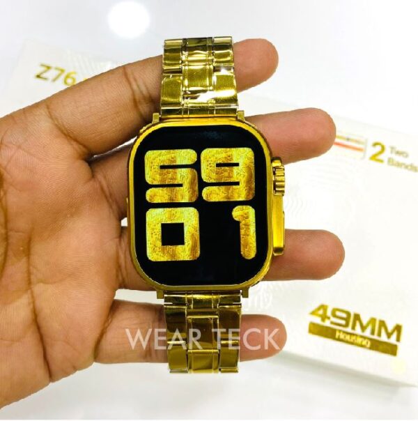 Z76 Ultra Smart Watch Golden Edition | 2 Pairs of Straps - Image 3