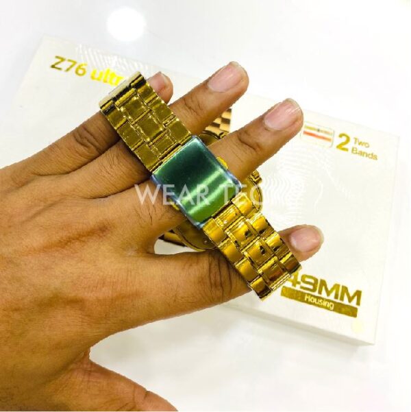 Z76 Ultra Smart Watch Golden Edition | 2 Pairs of Straps - Image 5