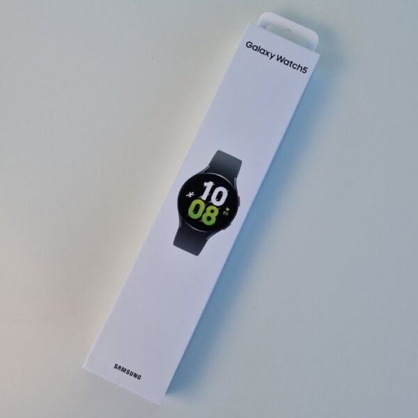 Samsung Watch 5 - 40mm (R900) - Image 2